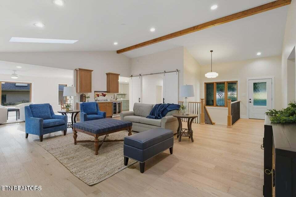 143 Inata Circle Loudon, TN 37774 - Photo 3 of 34 Family Room