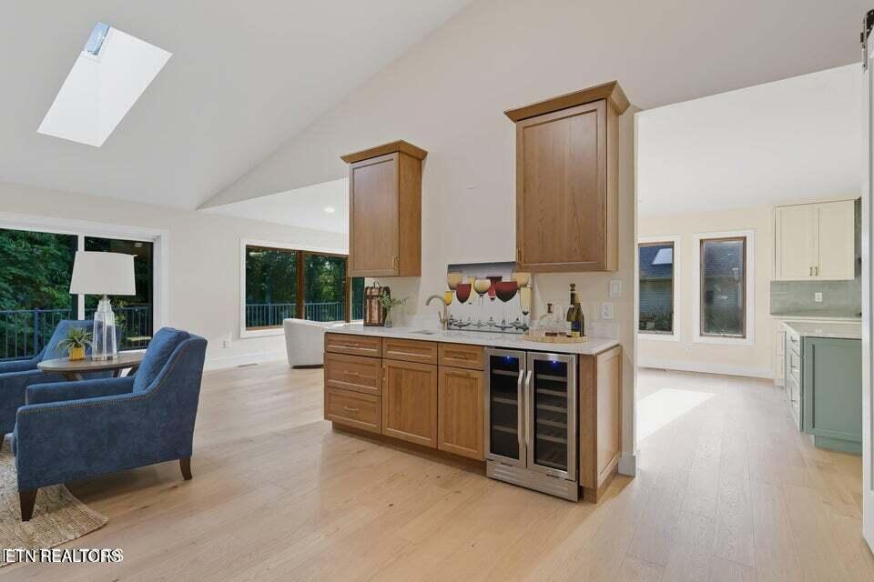 143 Inata Circle Loudon, TN 37774 - Photo 4 of 34 Wet Bar