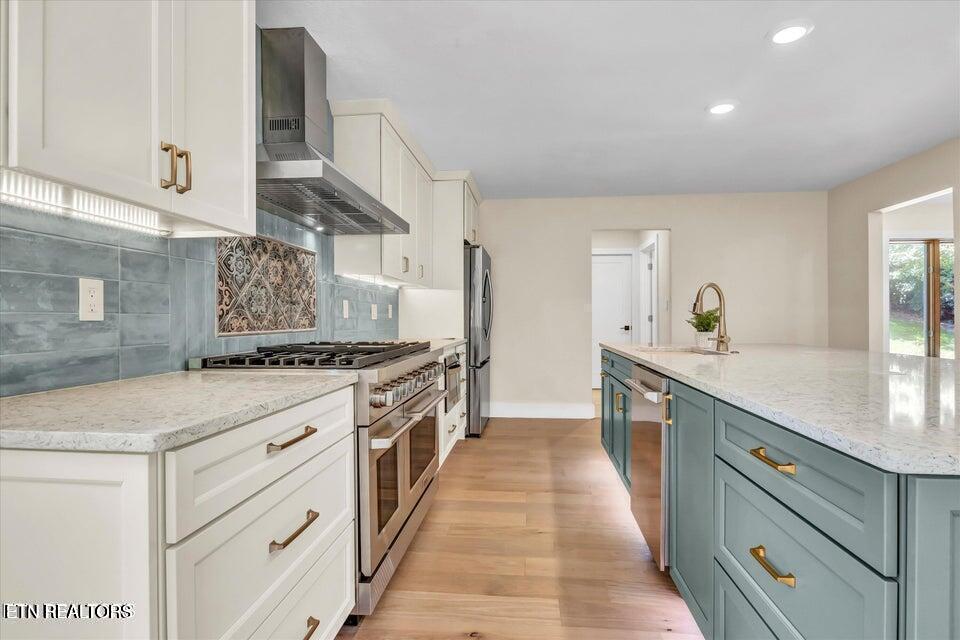143 Inata Circle Loudon, TN 37774 - Photo 10 of 34 Kitchen