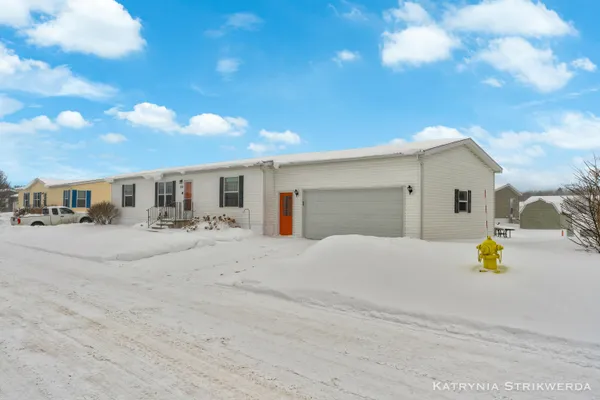 $199,900 | 4210 Leeward Lane, Allendale, MI 49401