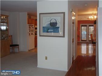 512 Ward Road Brookhaven, PA 19015 - Photo 2 of 12 Foyer