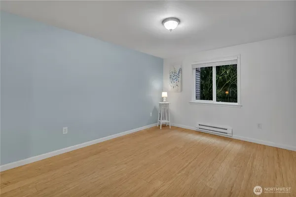 $449,995 | 13209 Newcastle Way, Unit A104, Newcastle, WA 98059