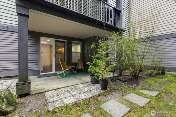 $449,995 | 13209 Newcastle Way, Unit A104, Newcastle, WA 98059