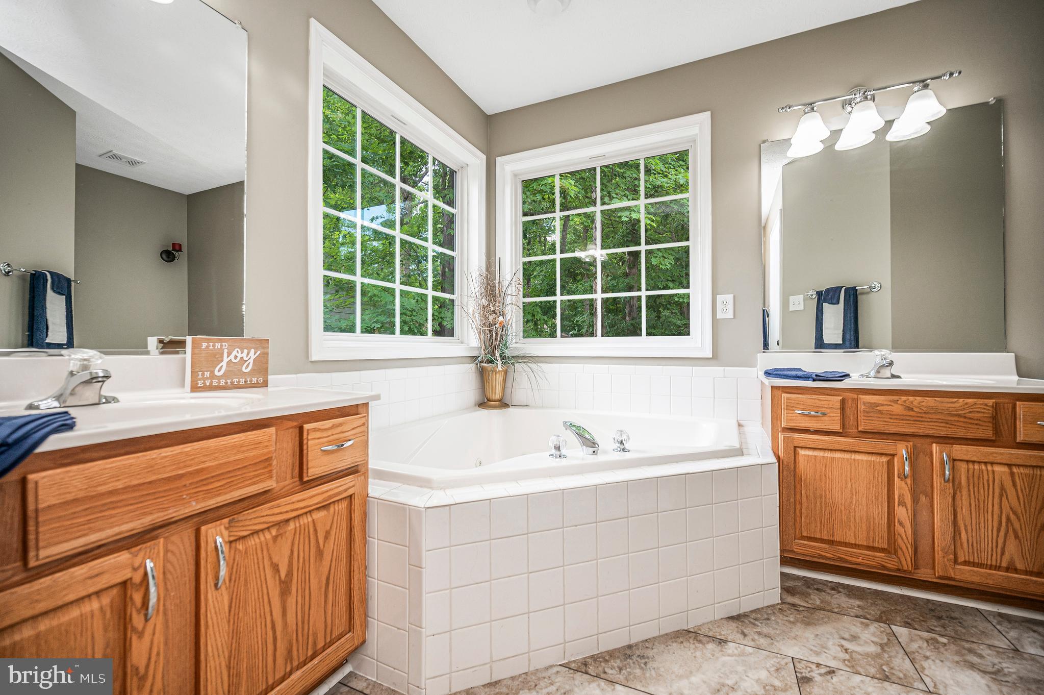 305 Birdie Road Locust Grove, VA 22508 - Photo 38 of 64 corner tub; split vanities