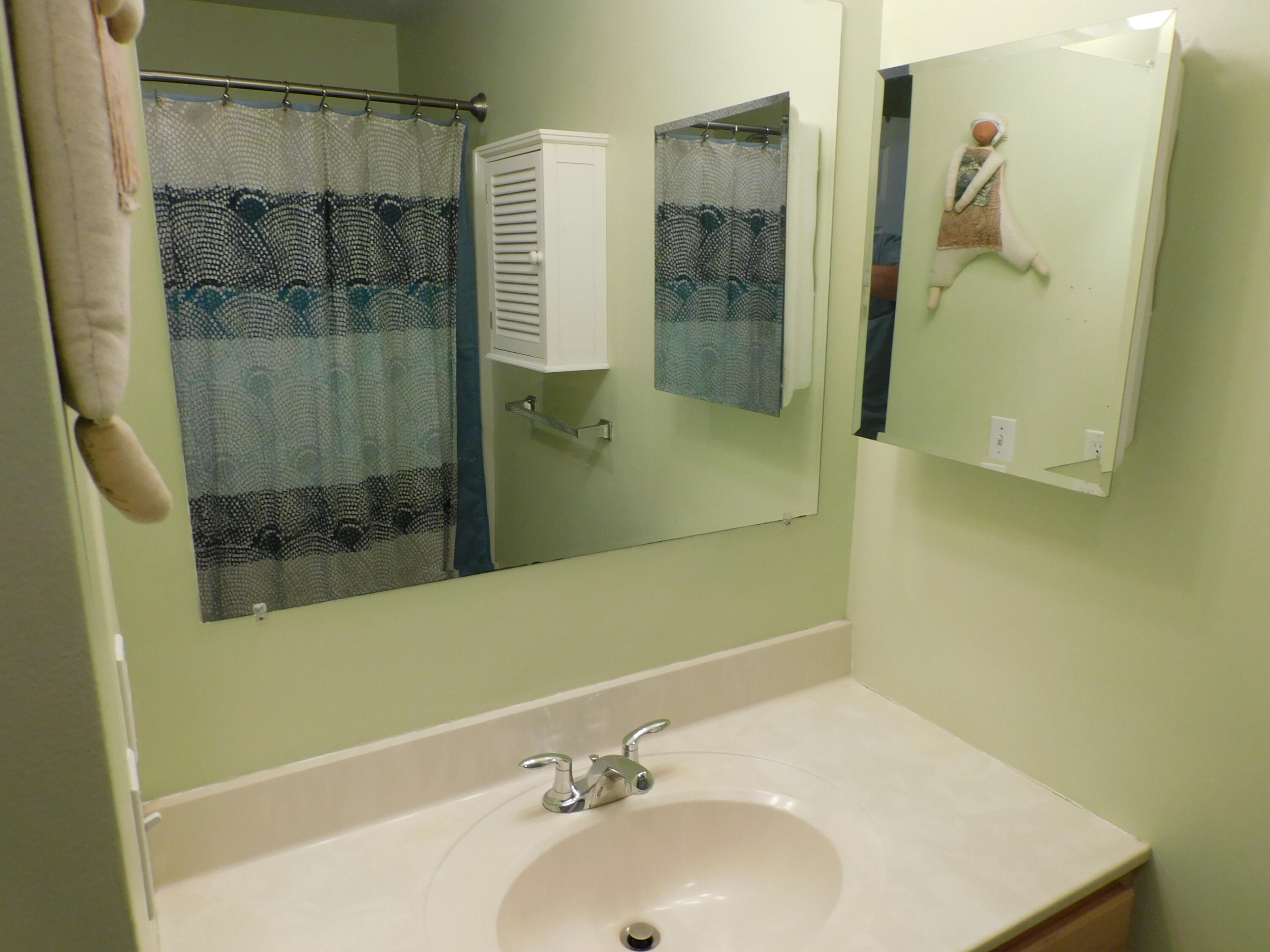 3 Elizabeth Road, Unit 3 South Berwick, ME 03908 - Photo 17 of 27 DSCN0930