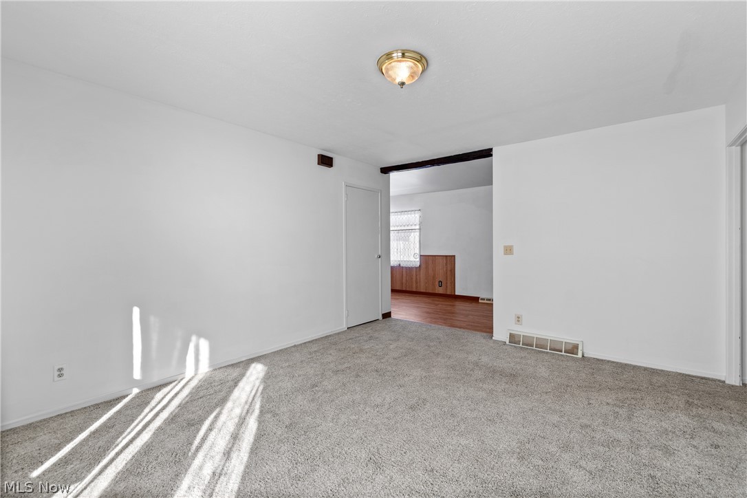 255 Taylor Road Barberton, OH 44203 - Photo 7 of 30 Gallery Image 7