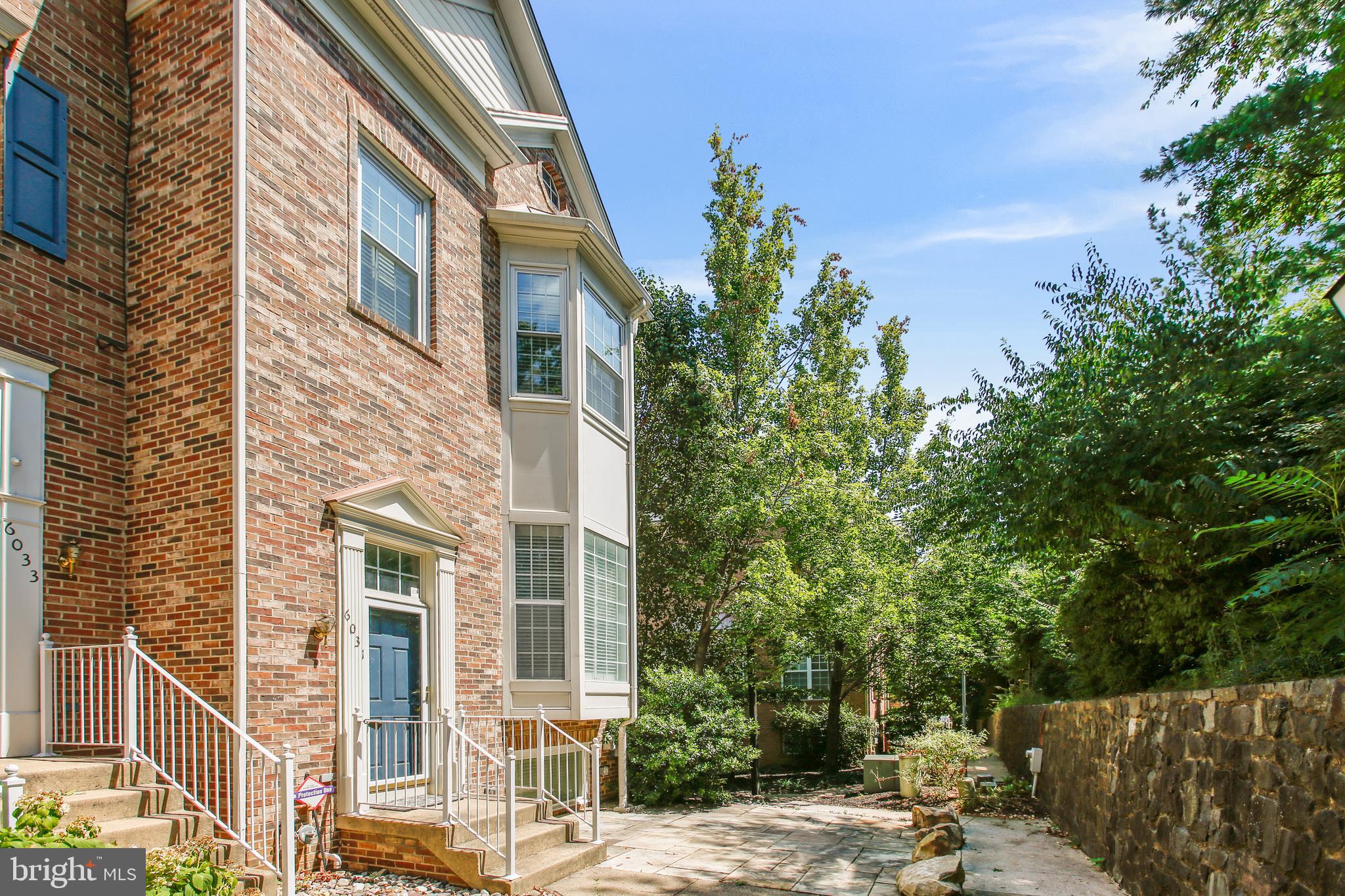 6031 Riddle Walk Alexandria, VA 22312 - Photo 4 of 40