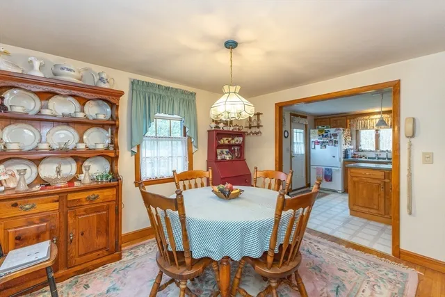 $629,900 | 406 South Street, Foxboro, MA 02035