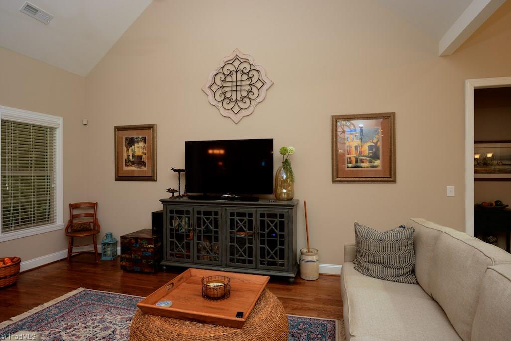 5002 Bennington Way High Point, NC 27262 - Photo 4 of 30 Checkout the hardwoods throughout