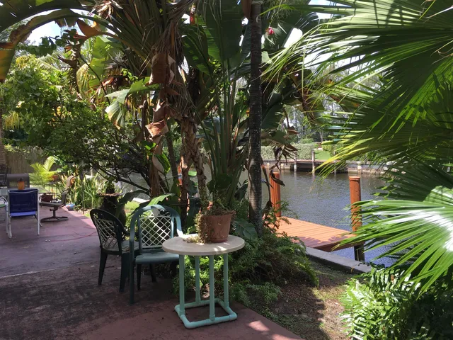 $1,900 | 5811 Northeast 14th Road, Unit 4, Fort Lauderdale, FL 33334