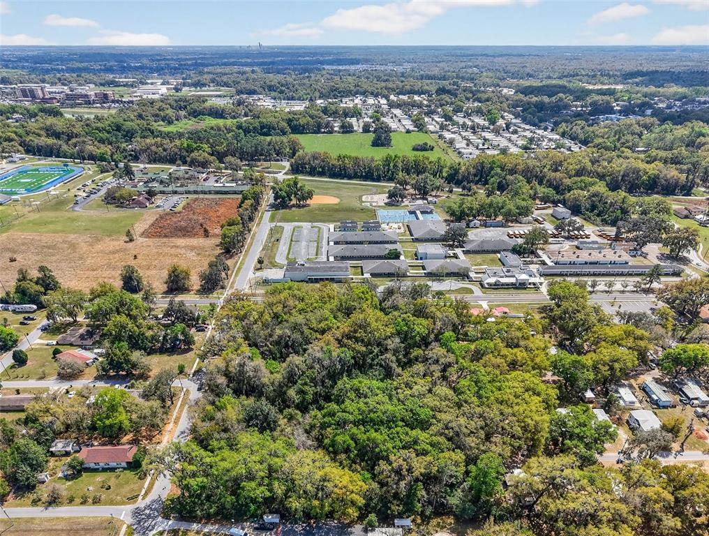 South Old Wire Road Wildwood, FL 34785 - Photo 8 of 13 a view of a city