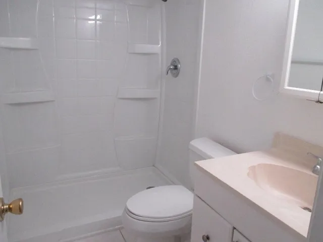 $1,700 | 154 Lake Meryl Drive, Unit 259, West Palm Beach, FL 33411