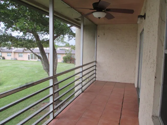 $1,700 | 154 Lake Meryl Drive, Unit 259, West Palm Beach, FL 33411