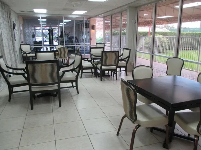 $1,700 | 154 Lake Meryl Drive, Unit 259, West Palm Beach, FL 33411