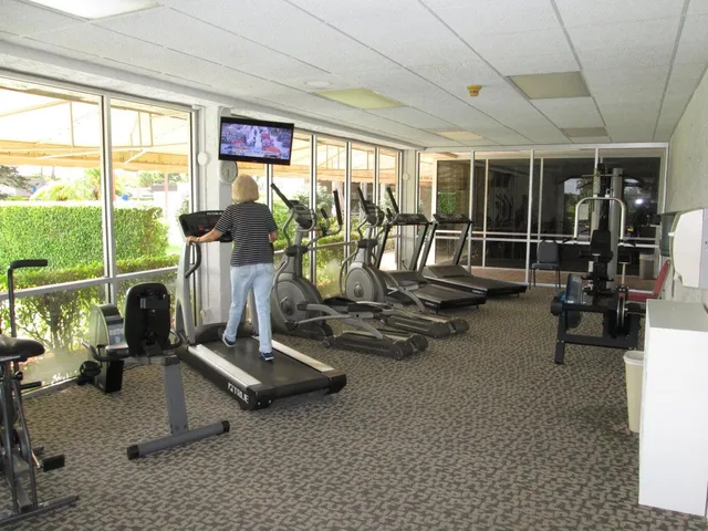 $1,700 | 154 Lake Meryl Drive, Unit 259, West Palm Beach, FL 33411