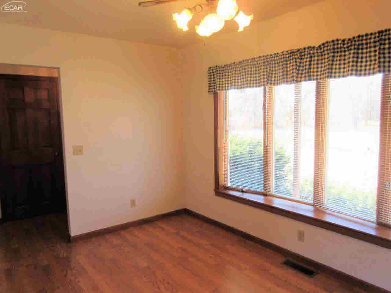 6314 North Webster Road Mount Morris, MI 48458 - Photo 14 of 27 21262957-13.JPG