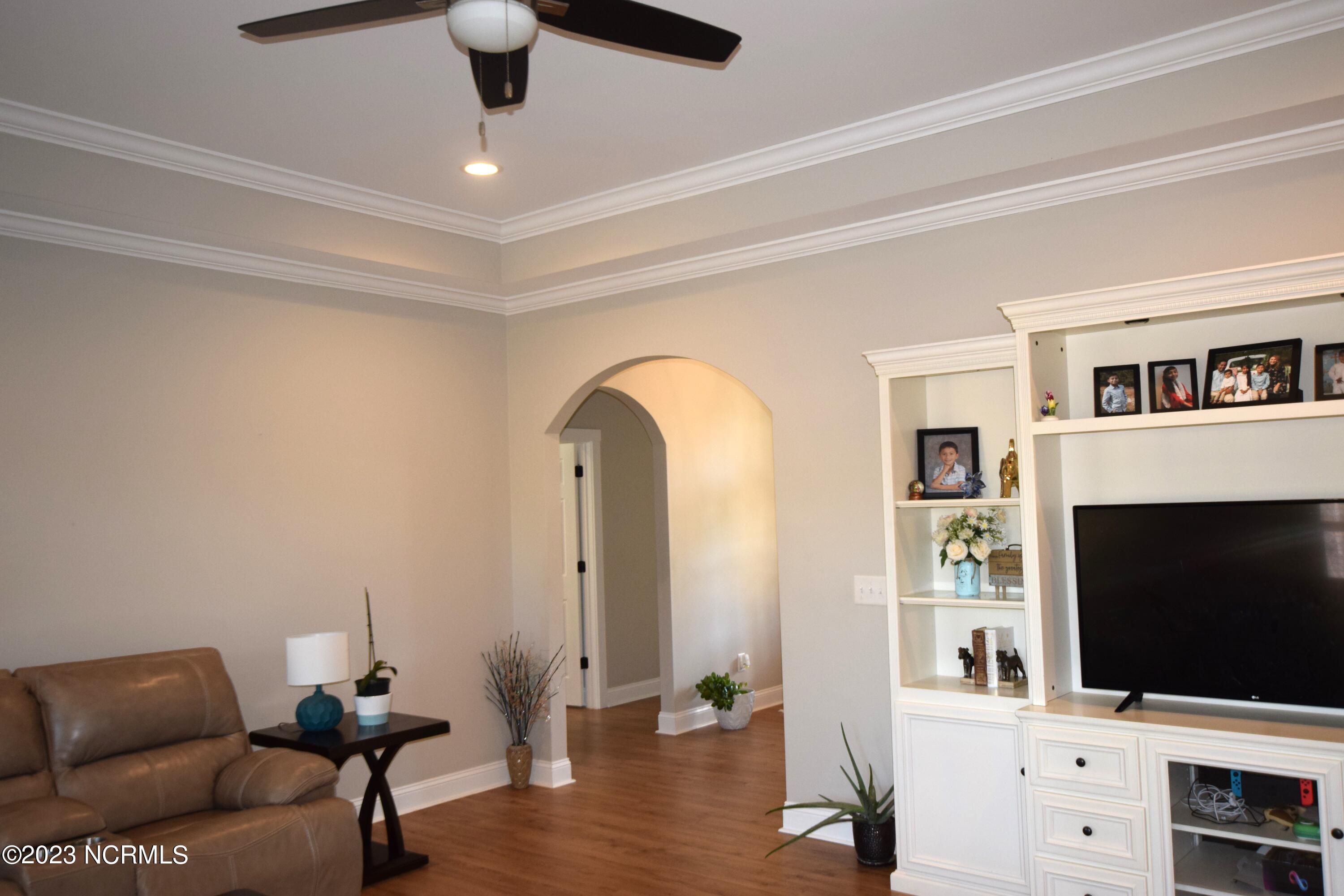 200 Lucas Road West End, NC 27376 - Photo 10 of 108 Living Room