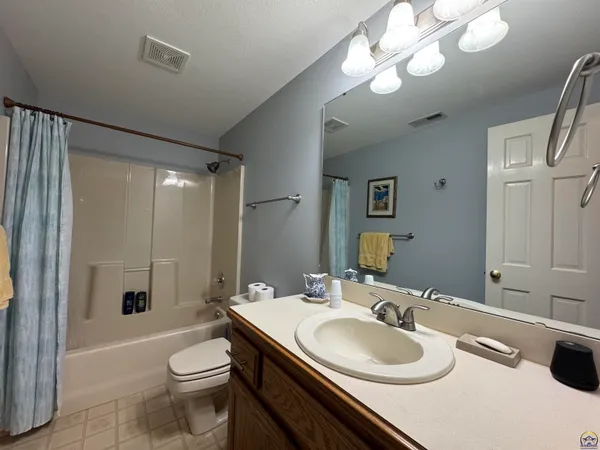 $524,950 | 5445 Northwest Brickyard Road, Topeka, KS 66618