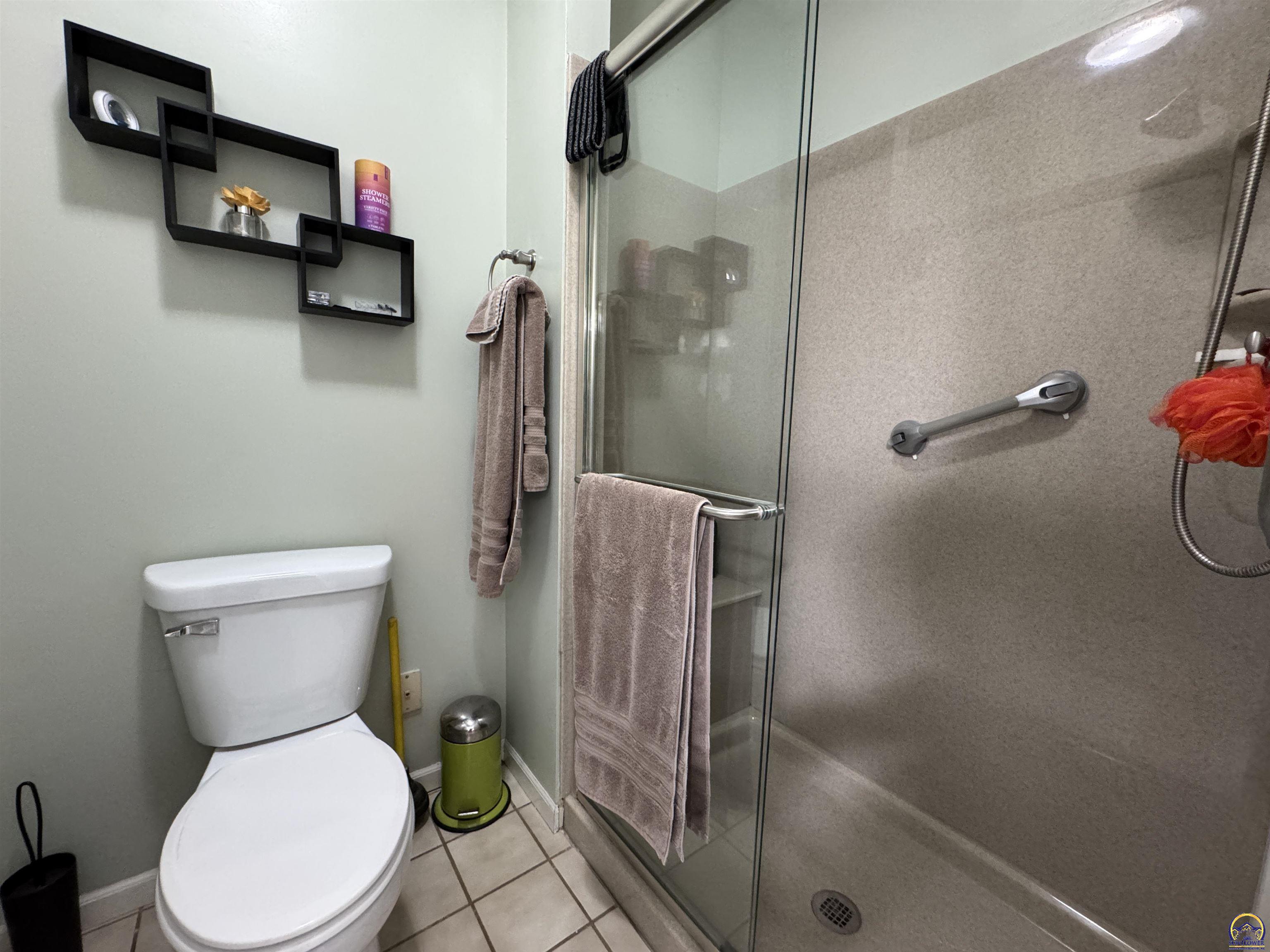 5445 Northwest Brickyard Road Topeka, KS 66618 - Photo 15 of 31