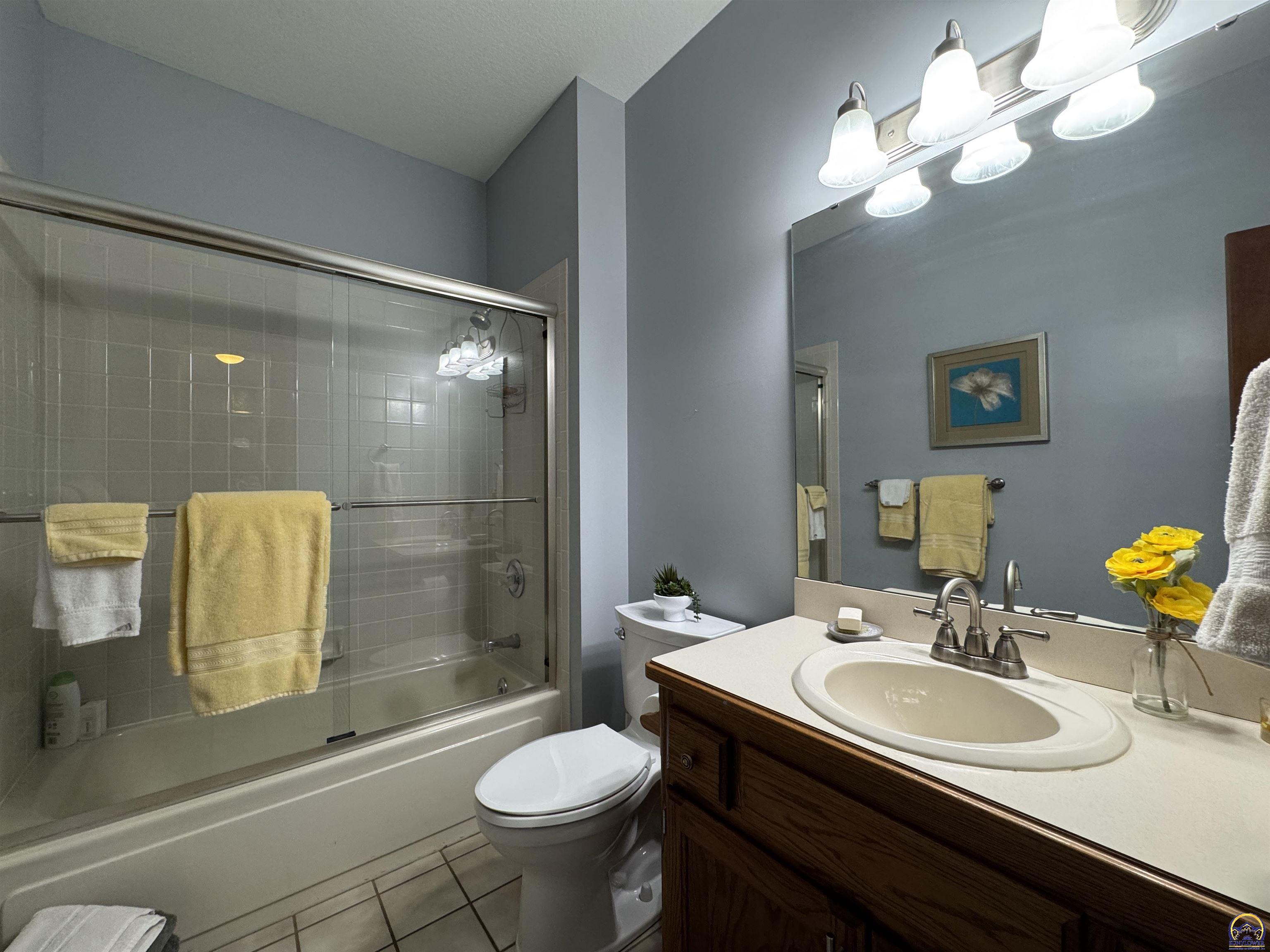 5445 Northwest Brickyard Road Topeka, KS 66618 - Photo 17 of 31