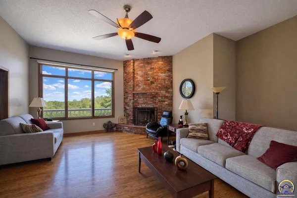 $524,950 | 5445 Northwest Brickyard Road, Topeka, KS 66618