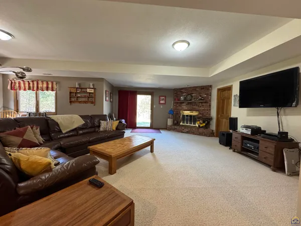 $524,950 | 5445 Northwest Brickyard Road, Topeka, KS 66618