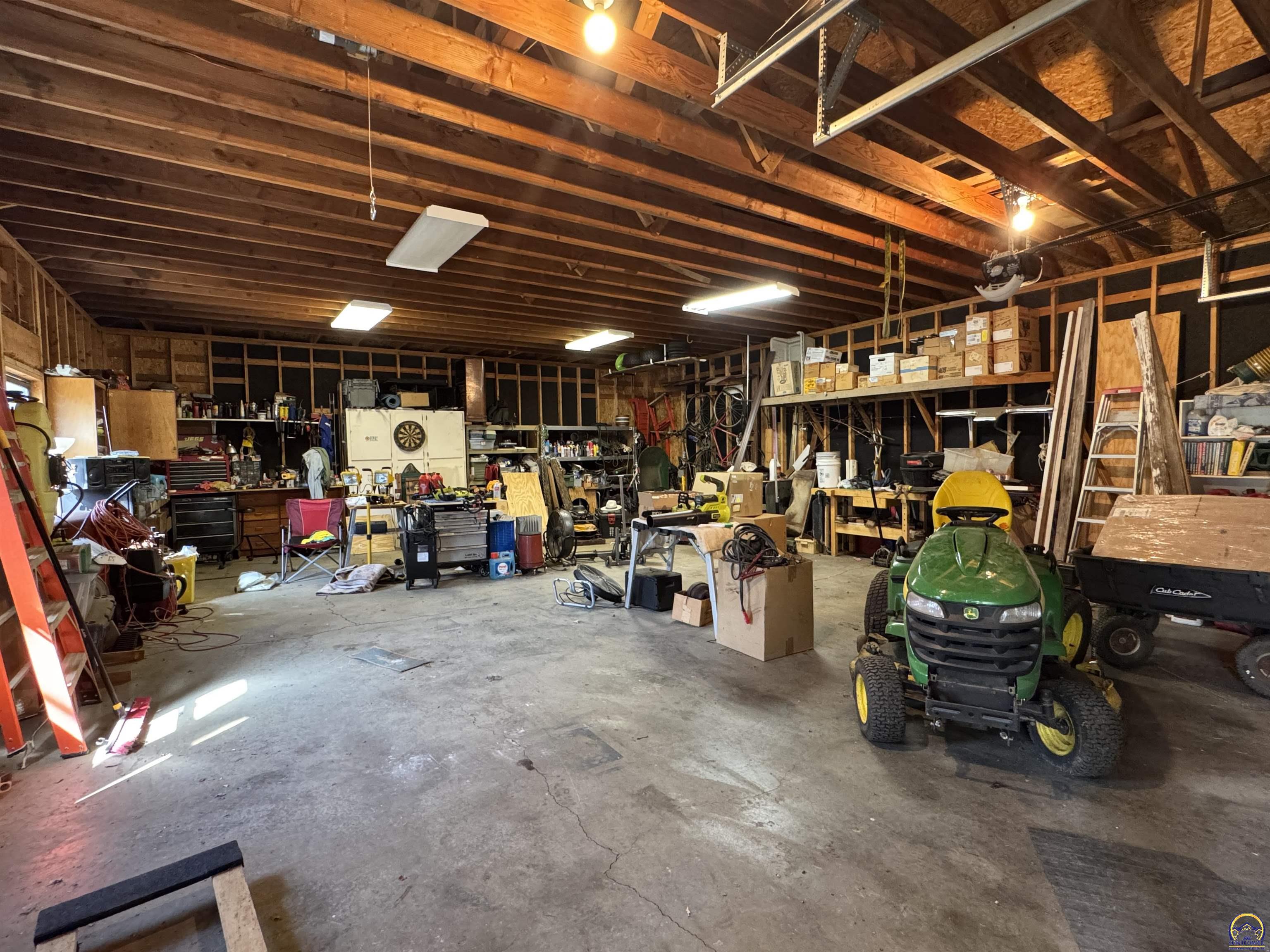 5445 Northwest Brickyard Road Topeka, KS 66618 - Photo 25 of 31