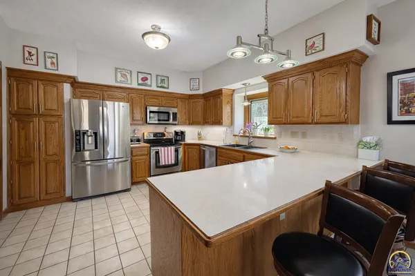 $524,950 | 5445 Northwest Brickyard Road, Topeka, KS 66618