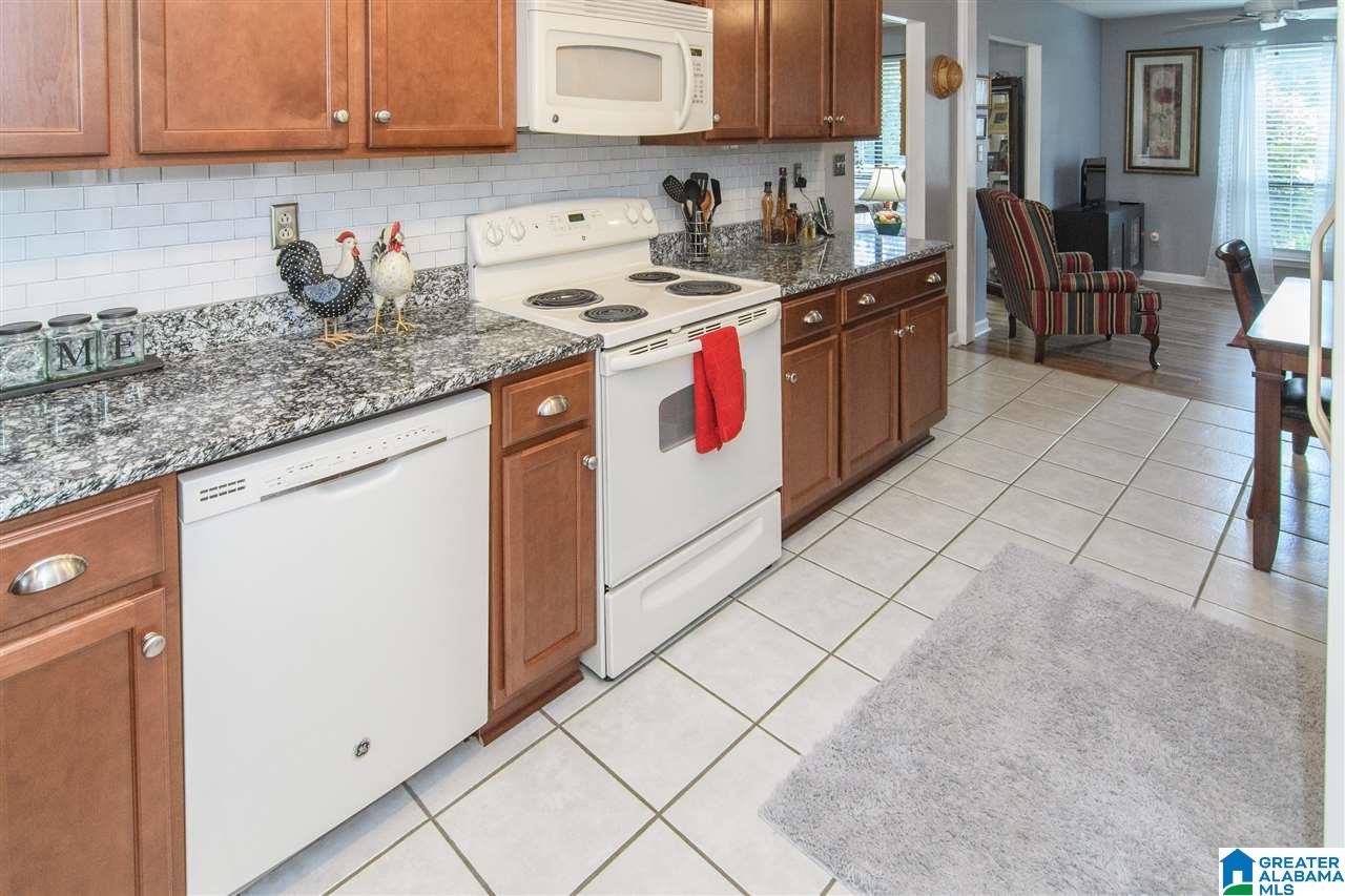 138 Ridgewood Drive Trussville, AL 35173 - Photo 14 of 37
