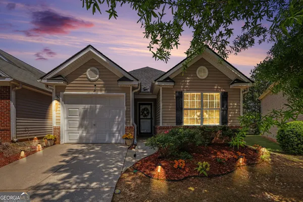 $2,200 | 6390 Shadow Square, Lithonia, GA 30058