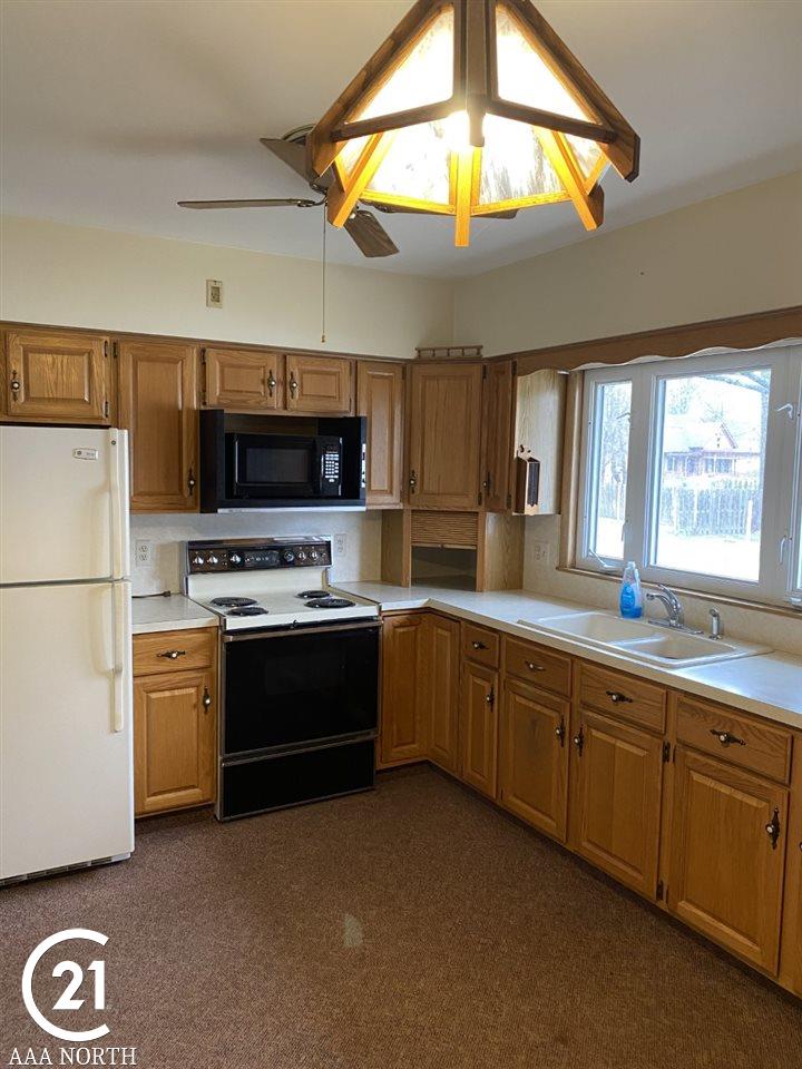 118 Croswell Street Romeo, MI 48065 - Photo 7 of 26