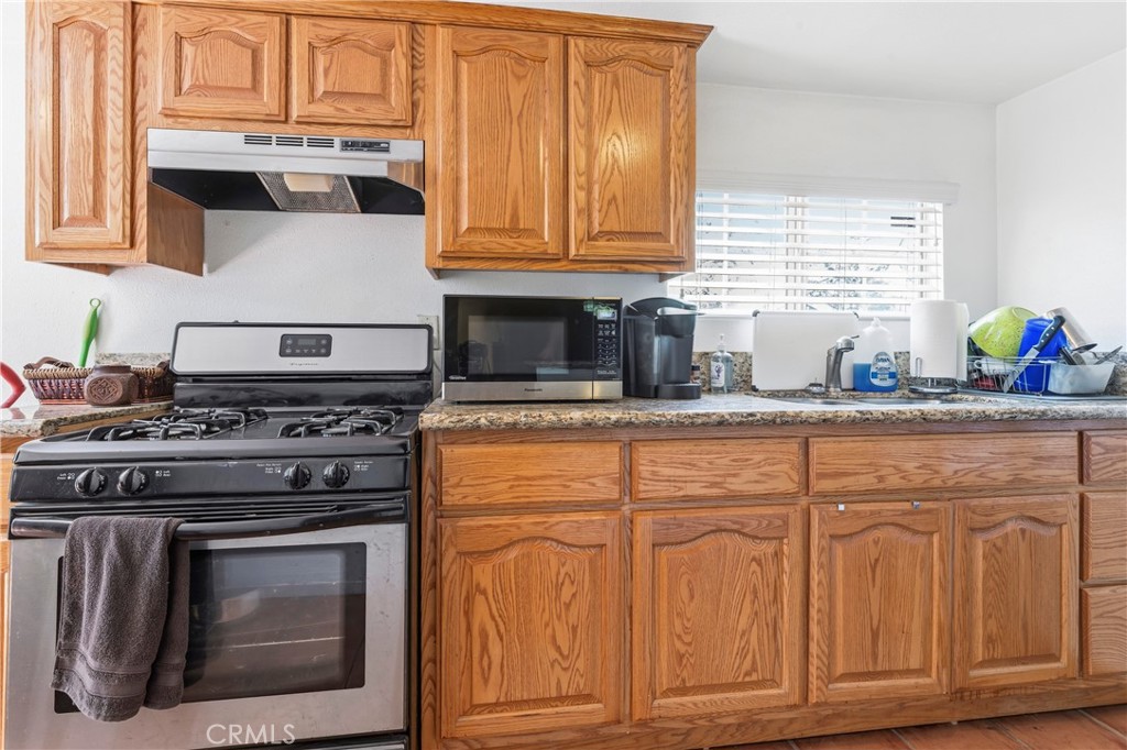 4825 Ruth Avenue Los Angeles, CA 90041 - Photo 20 of 27 Kitchen ADU