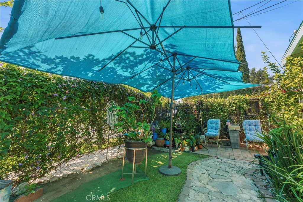 4825 Ruth Avenue Los Angeles, CA 90041 - Photo 23 of 27 Courtyard -ADU