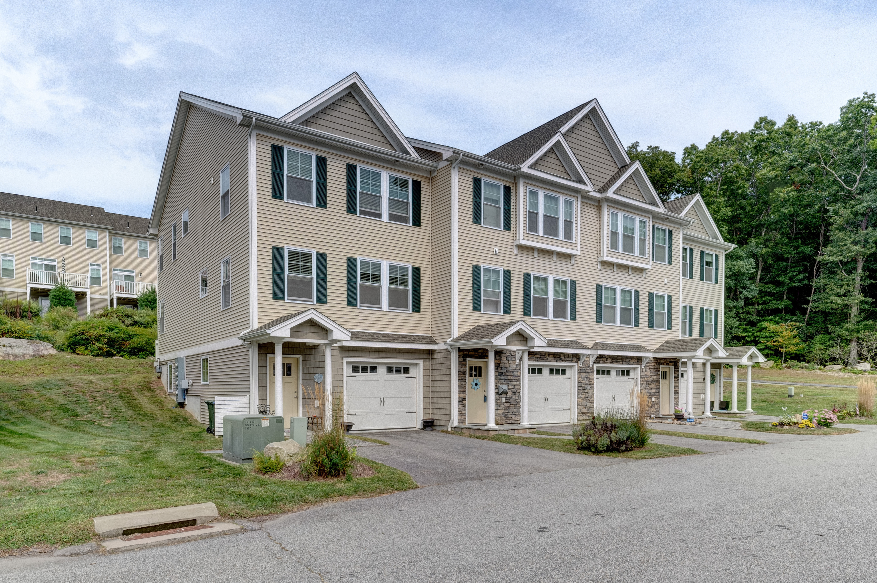 16 Village Crossing Niantic, CT 06357 - Photo 1 of 1