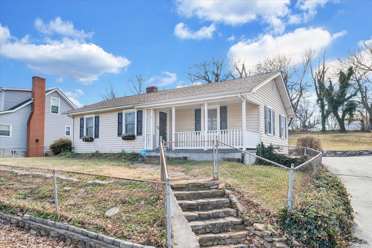 1902 Springfield Avenue Salem, VA 24153 - Photo 35 of 43 a view of a yard in front of a house