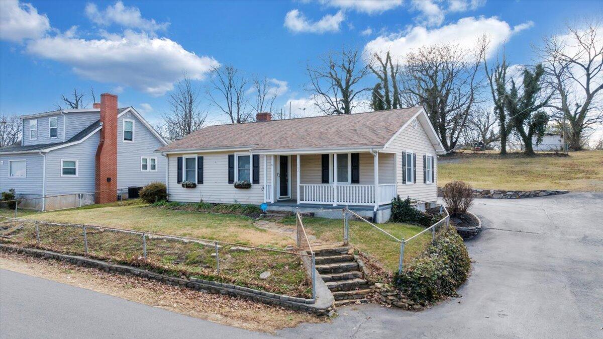 1902 Springfield Avenue Salem, VA 24153 - Photo 40 of 43 a view of a house with a swimming pool