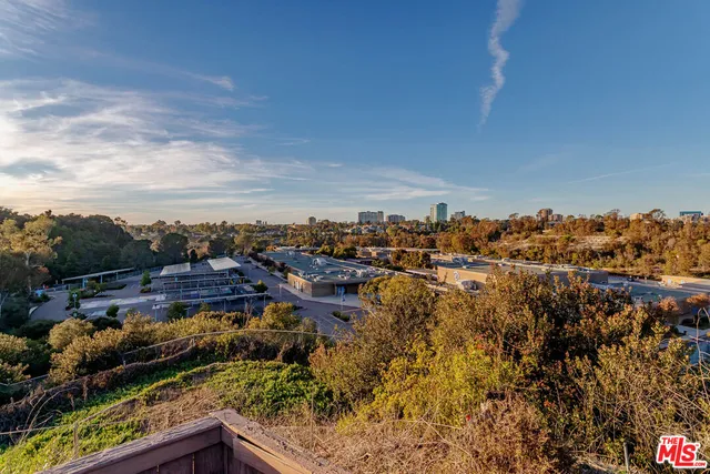 $1,499,000 | 6765 Edmonton Avenue, San Diego, CA 92122