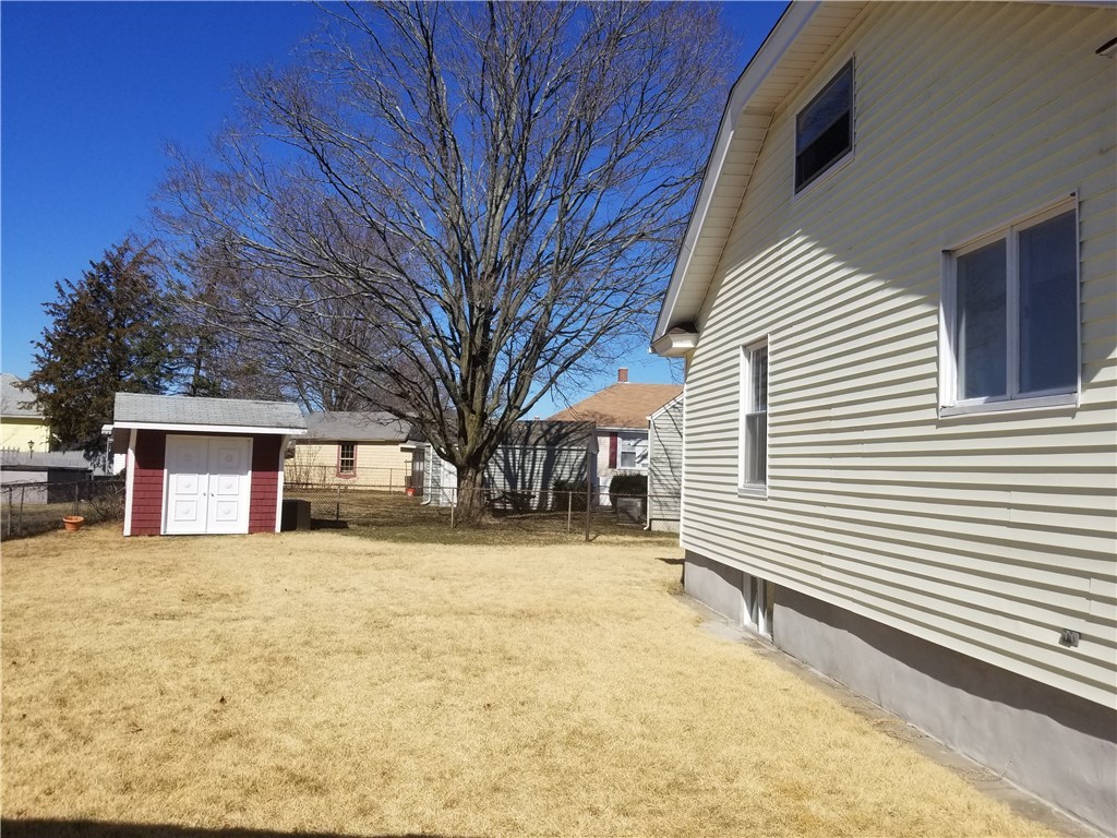 26 Blackburn Street Pawtucket, RI 02861 - Photo 34 of 34