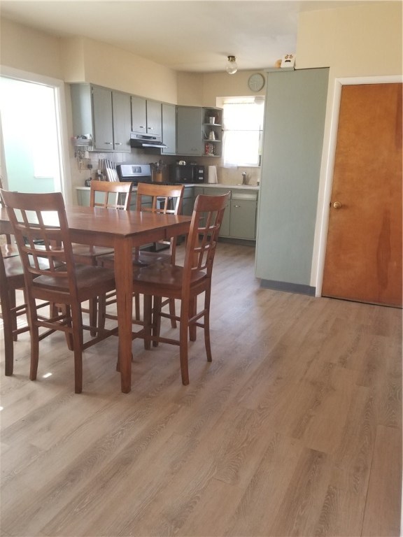 26 Blackburn Street Pawtucket, RI 02861 - Photo 9 of 34