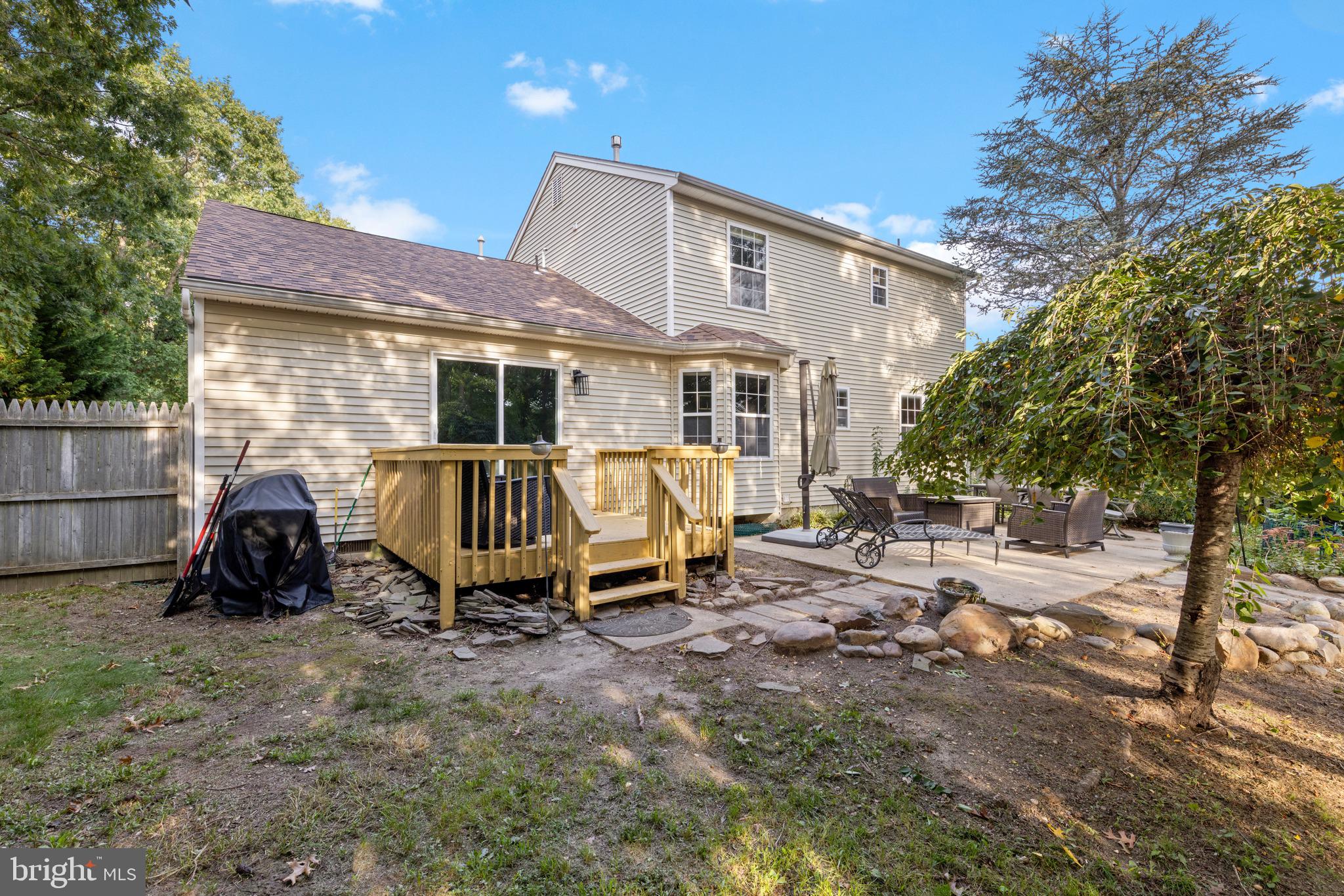 261 Wave Road Manahawkin, NJ 08050 - Photo 24 of 33 Gallery Image 24