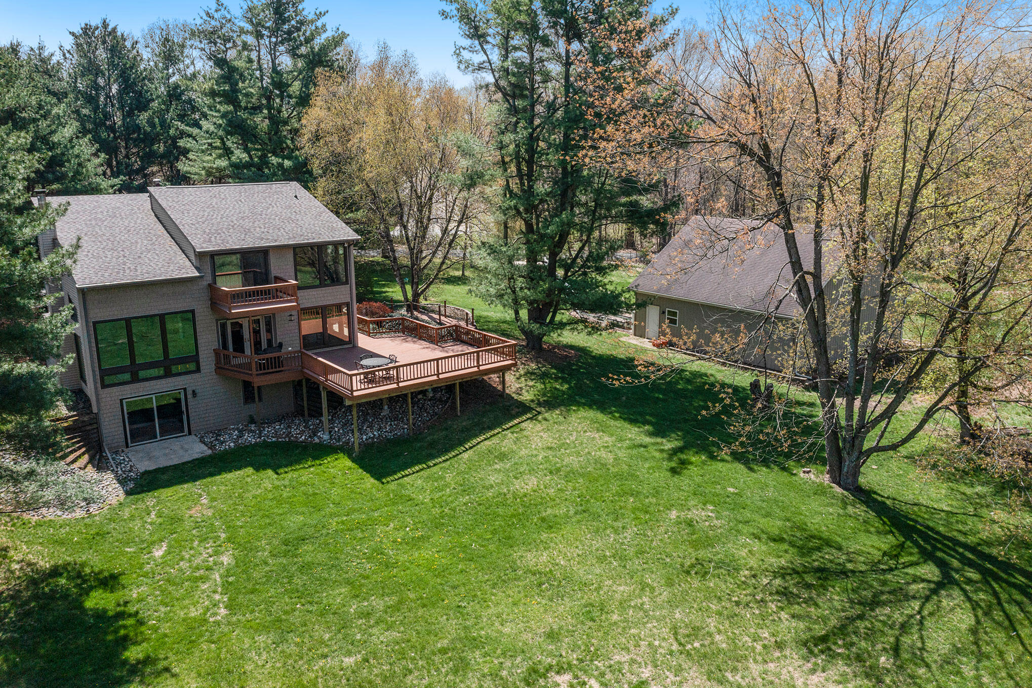 10802 West R Avenue Mattawan, MI 49071 - Photo 2 of 40 10802 W R Avenue