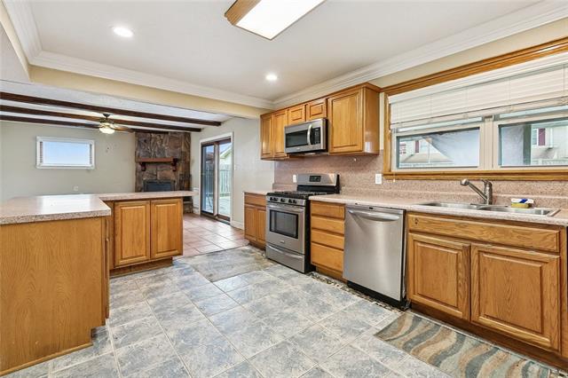 3805 Timberview Lane Harvey, LA 70058 - Photo 5 of 17