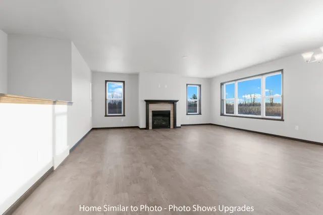 $419,900 | 1707 Betty Jean Ln Green, Green Bay, WI 54313