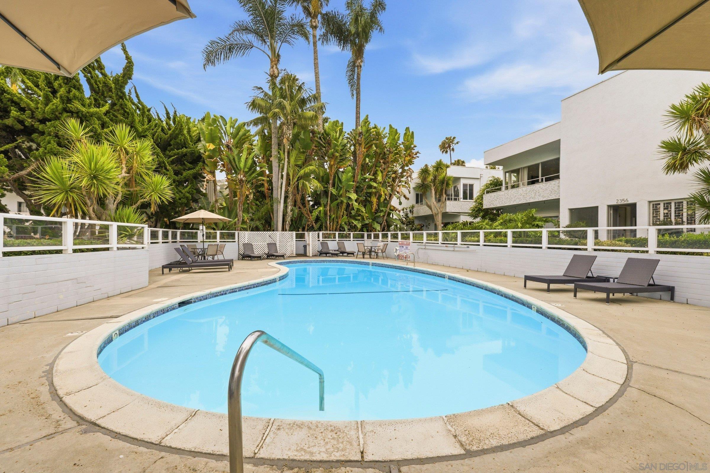 2364 Torrey Pines Road La Jolla, CA 92037 - Photo 27 of 36