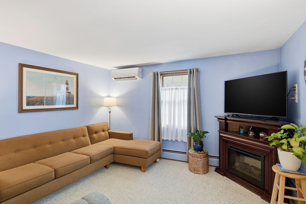 51 Briarcliff Street Springfield, MA 01128 - Photo 27 of 42
