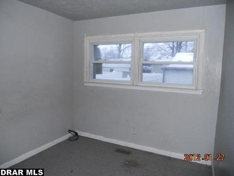 21312 Wick Road Taylor, MI 48180 - Photo 2 of 15 20025990-1.JPG