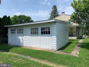 304 Haig Boulevard Reading, PA 19607 - Photo 6 of 27 a front view of a house with a garden