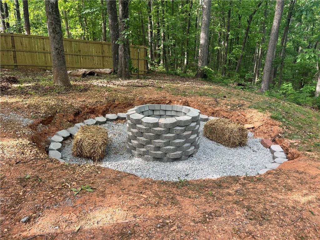 22 Nottingham Drive Northwest Cartersville, GA 30121 - Photo 36 of 36 a view of a backyard