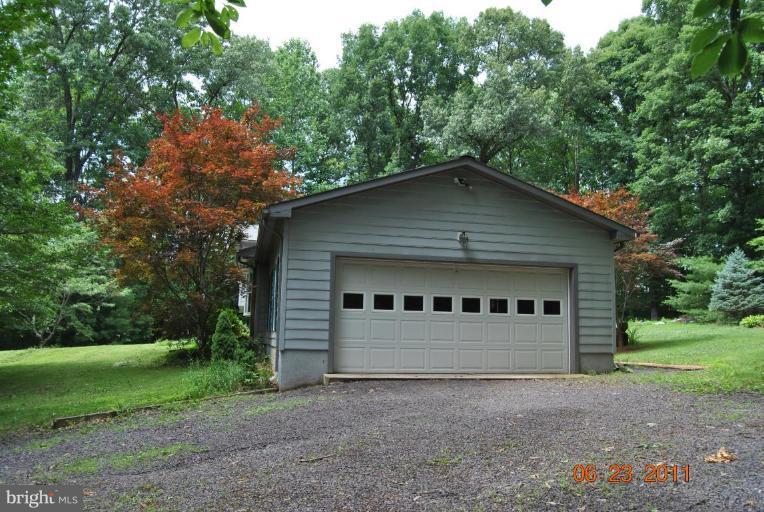 16327 Norman Road Culpeper, VA 22701 - Photo 2 of 19 Garage 1