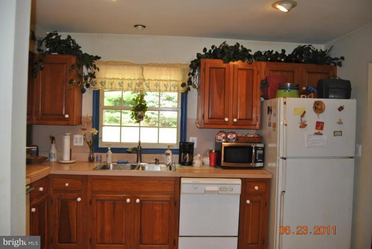 16327 Norman Road Culpeper, VA 22701 - Photo 17 of 19 Kitchen #3